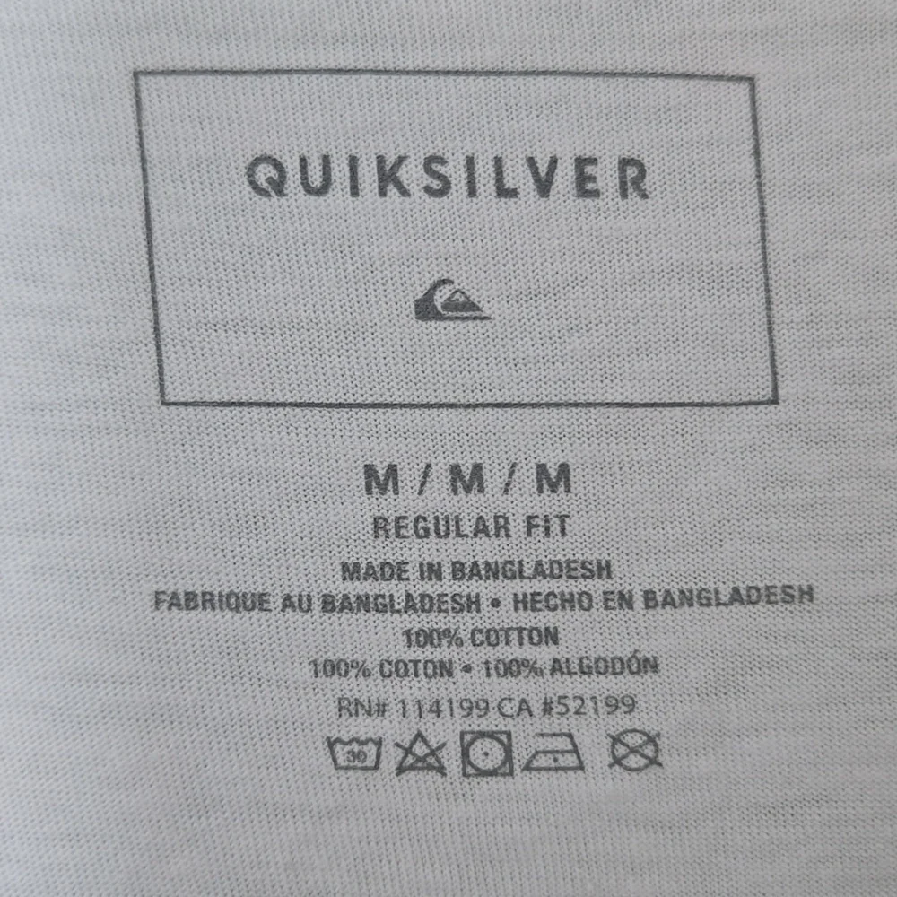 Quiksilver | White Graphic Tee Size Medium NWOT